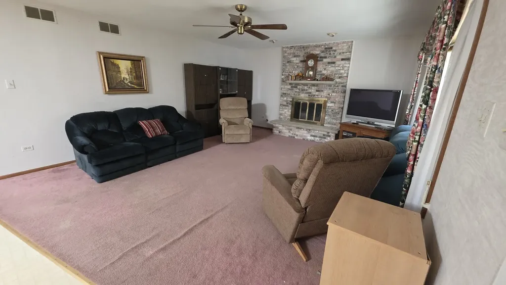 8442 Rob Roy Drive Orland Park IL 60462