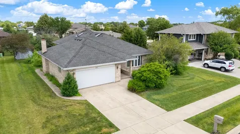 8442 Rob Roy Drive Orland Park IL 60462