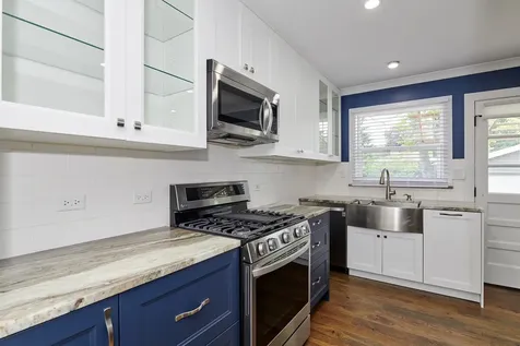 611 North Elmhurst Avenue Mount Prospect IL 60056