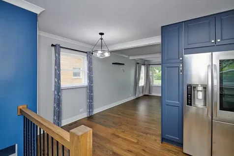611 North Elmhurst Avenue Mount Prospect IL 60056