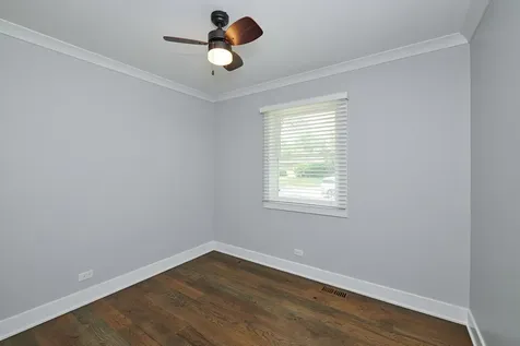 611 North Elmhurst Avenue Mount Prospect IL 60056
