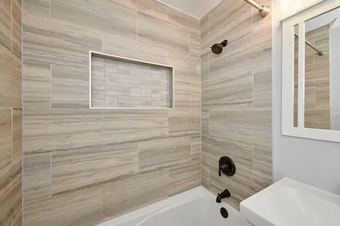 611 North Elmhurst Avenue Mount Prospect IL 60056