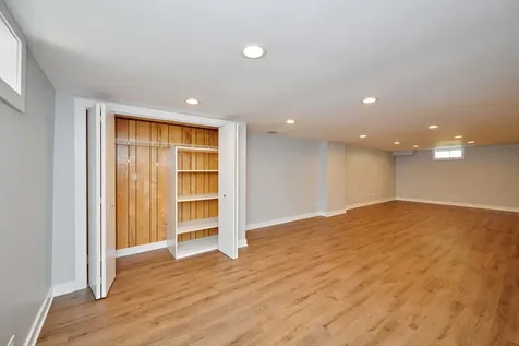 611 North Elmhurst Avenue Mount Prospect IL 60056