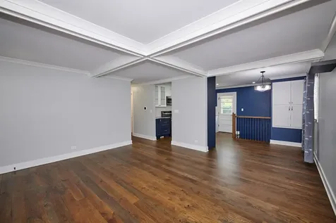 611 North Elmhurst Avenue Mount Prospect IL 60056