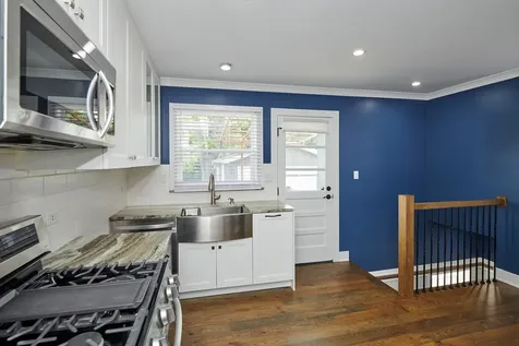 611 North Elmhurst Avenue Mount Prospect IL 60056