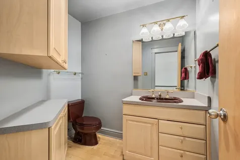634 West Wellington Avenue Chicago IL 60657