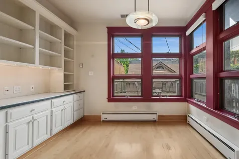 634 West Wellington Avenue Chicago IL 60657