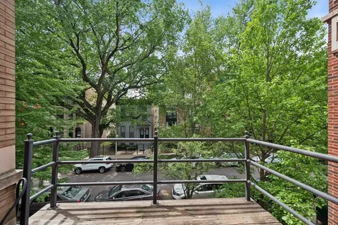 634 West Wellington Avenue Chicago IL 60657