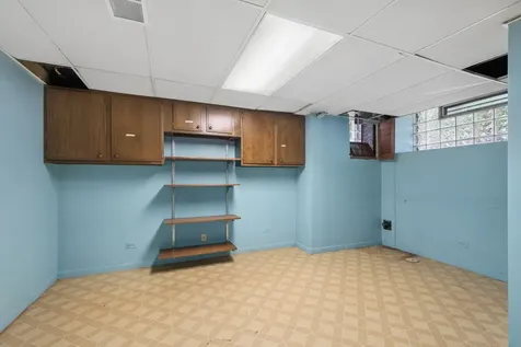634 West Wellington Avenue Chicago IL 60657