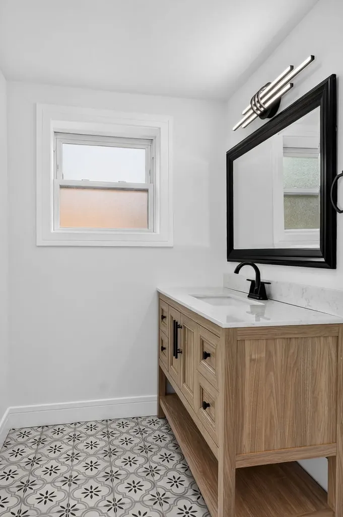 51 West Marilyn Terrace Addison IL 60101