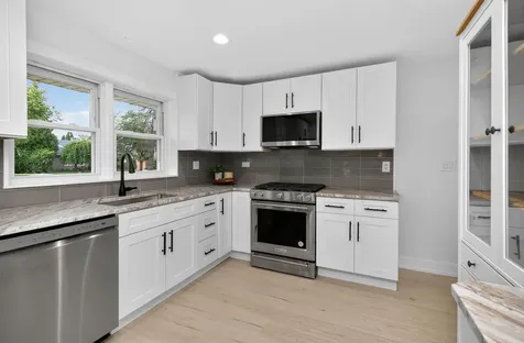 51 West Marilyn Terrace Addison IL 60101