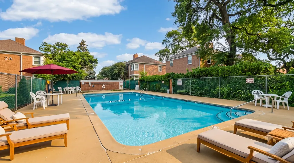 1931 West Albion Avenue Chicago IL 60626