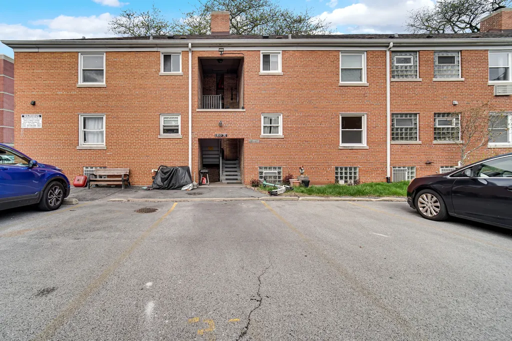 1931 West Albion Avenue Chicago IL 60626