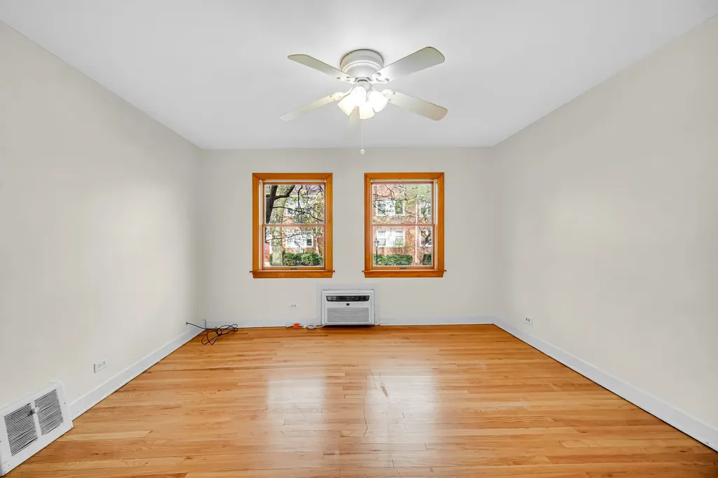 1931 West Albion Avenue Chicago IL 60626