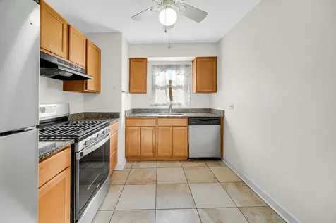 1931 West Albion Avenue Chicago IL 60626