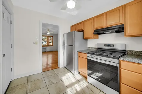 1931 West Albion Avenue Chicago IL 60626