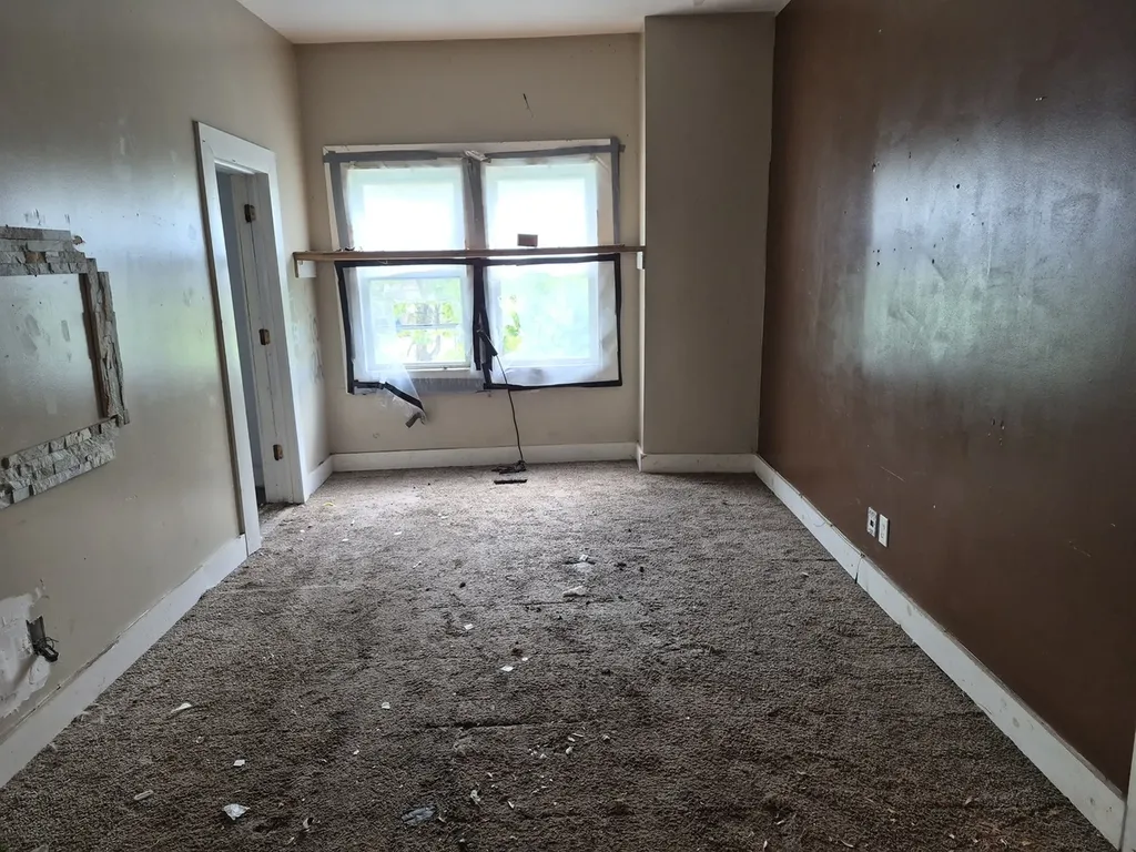7331 South Peoria Street Chicago IL 60621