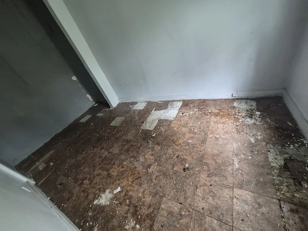 7331 South Peoria Street Chicago IL 60621