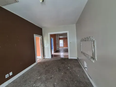 7331 South Peoria Street Chicago IL 60621