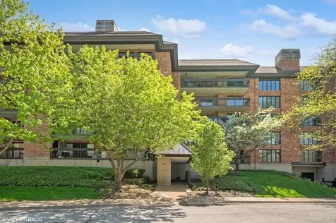 3851 Mission Hills Road Northbrook IL 60062