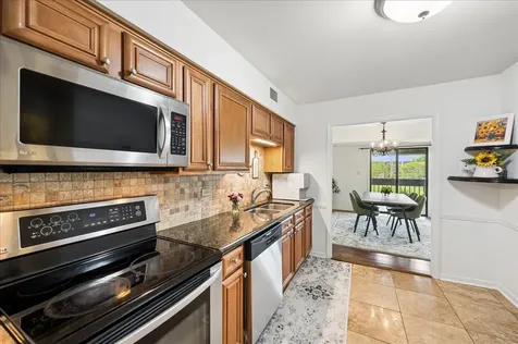 3851 Mission Hills Road Northbrook IL 60062
