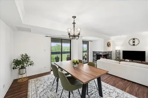 3851 Mission Hills Road Northbrook IL 60062