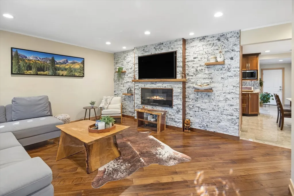 7730 Brookhaven Avenue Darien IL 60561
