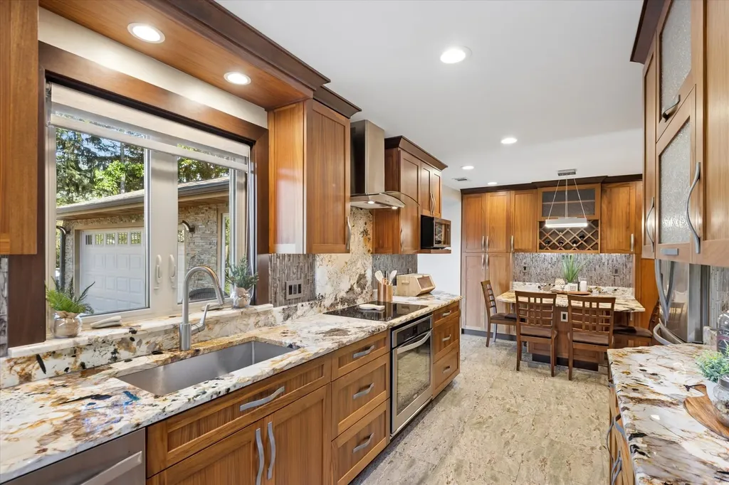 7730 Brookhaven Avenue Darien IL 60561