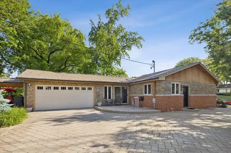 7730 Brookhaven Avenue Darien IL 60561