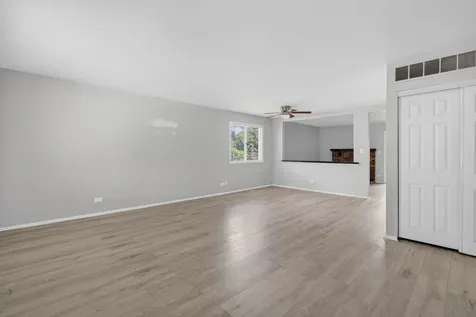 115 Oriole Road Matteson IL 60443