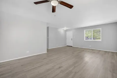 115 Oriole Road Matteson IL 60443