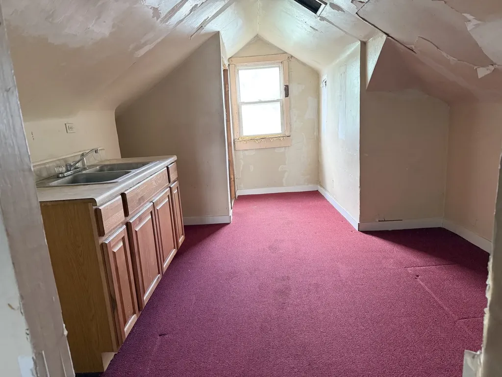 7521 South Aberdeen Street Chicago IL 60620