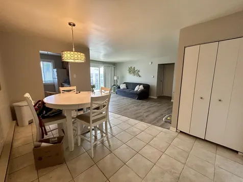 12850 Crestbrook Court Crestwood IL 60418