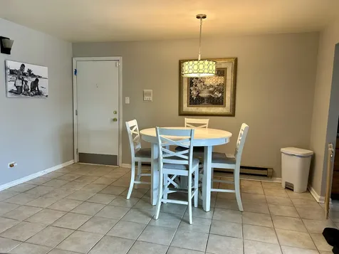 12850 Crestbrook Court Crestwood IL 60418