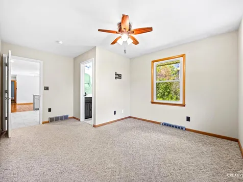 205 West Milner Avenue Dekalb IL 60115
