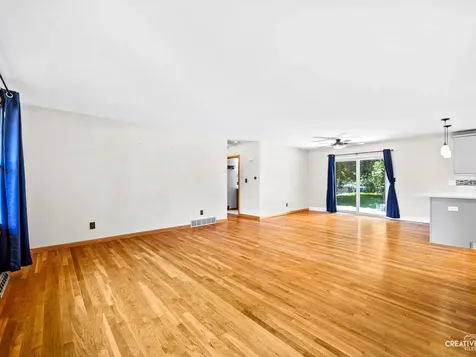 205 West Milner Avenue Dekalb IL 60115