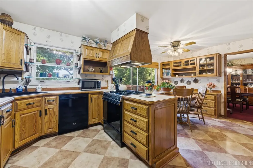 5148 Lincoln Avenue Lisle IL 60532