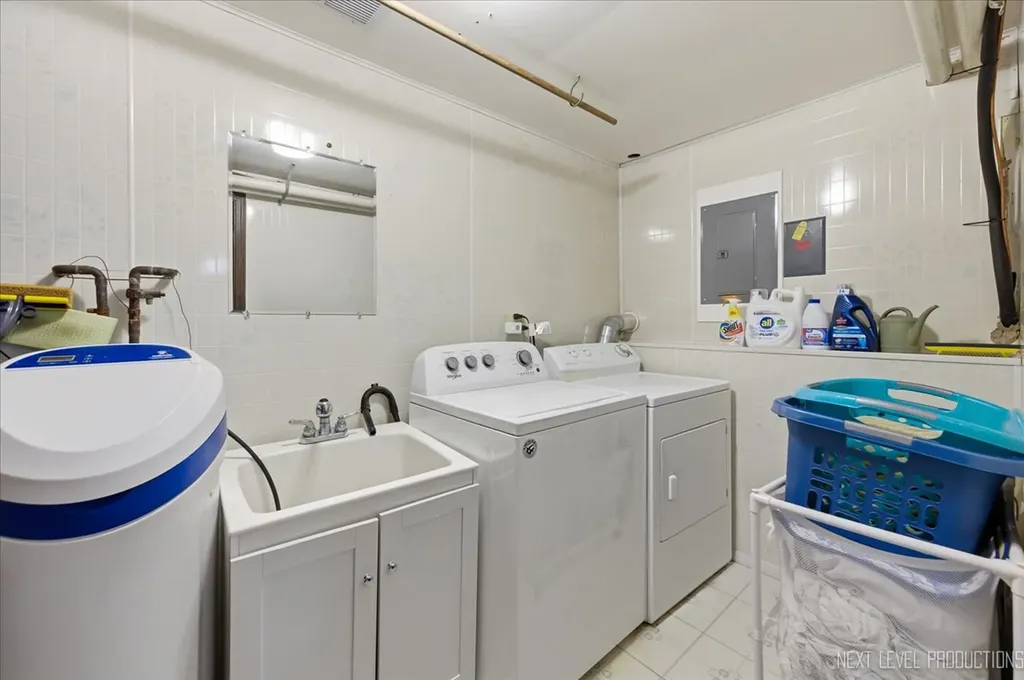 5148 Lincoln Avenue Lisle IL 60532