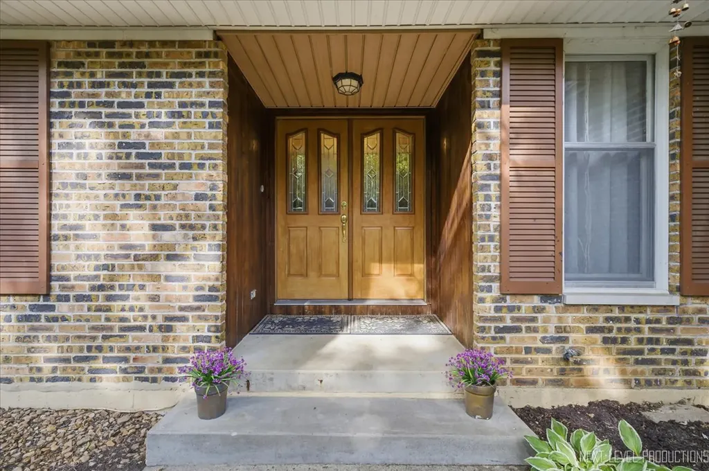 5148 Lincoln Avenue Lisle IL 60532