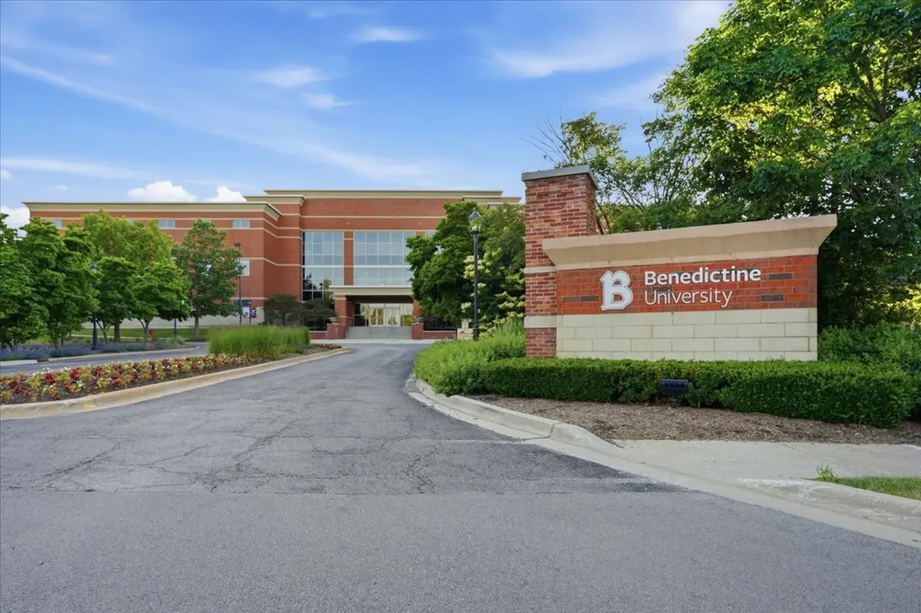 5148 Lincoln Avenue Lisle IL 60532
