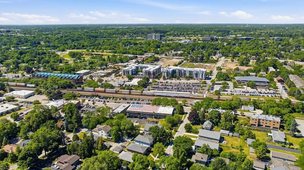 5148 Lincoln Avenue Lisle IL 60532