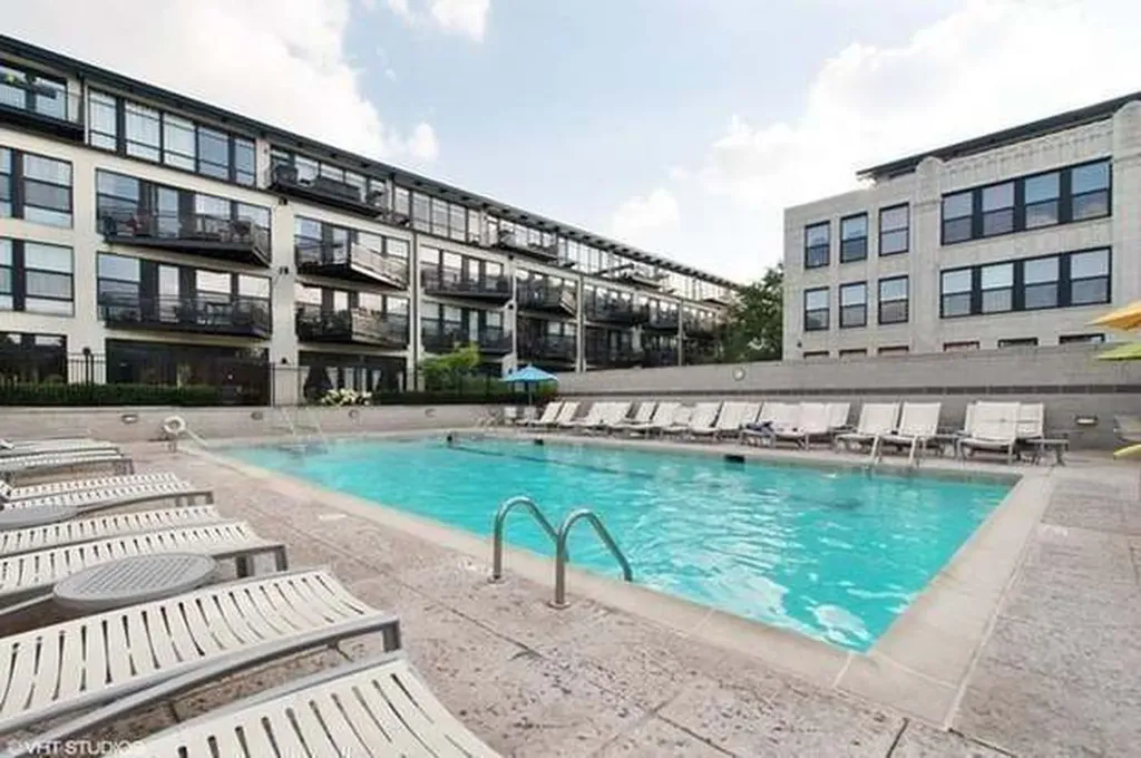 1000 West 15th Street Chicago IL 60608