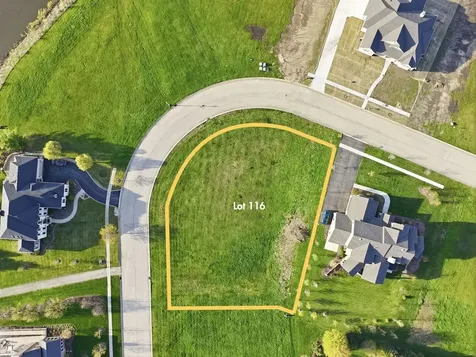 1716 Tewksberry Drive Sycamore IL 60178
