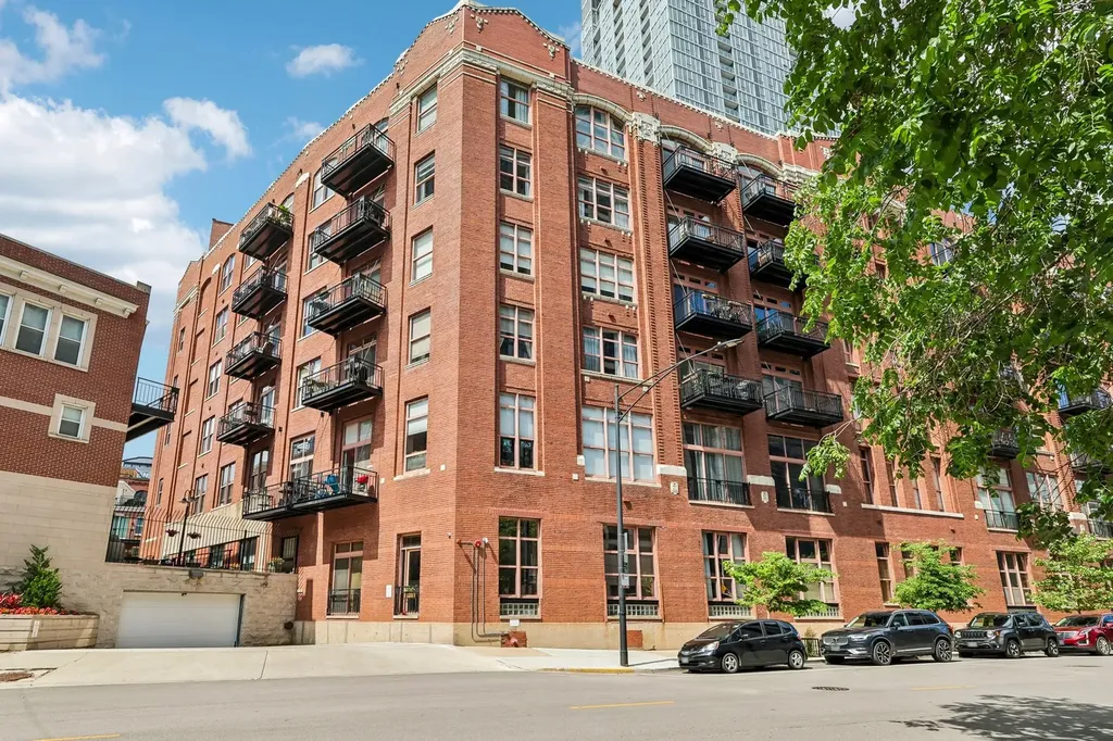 360 West Illinois Street Chicago IL 60654