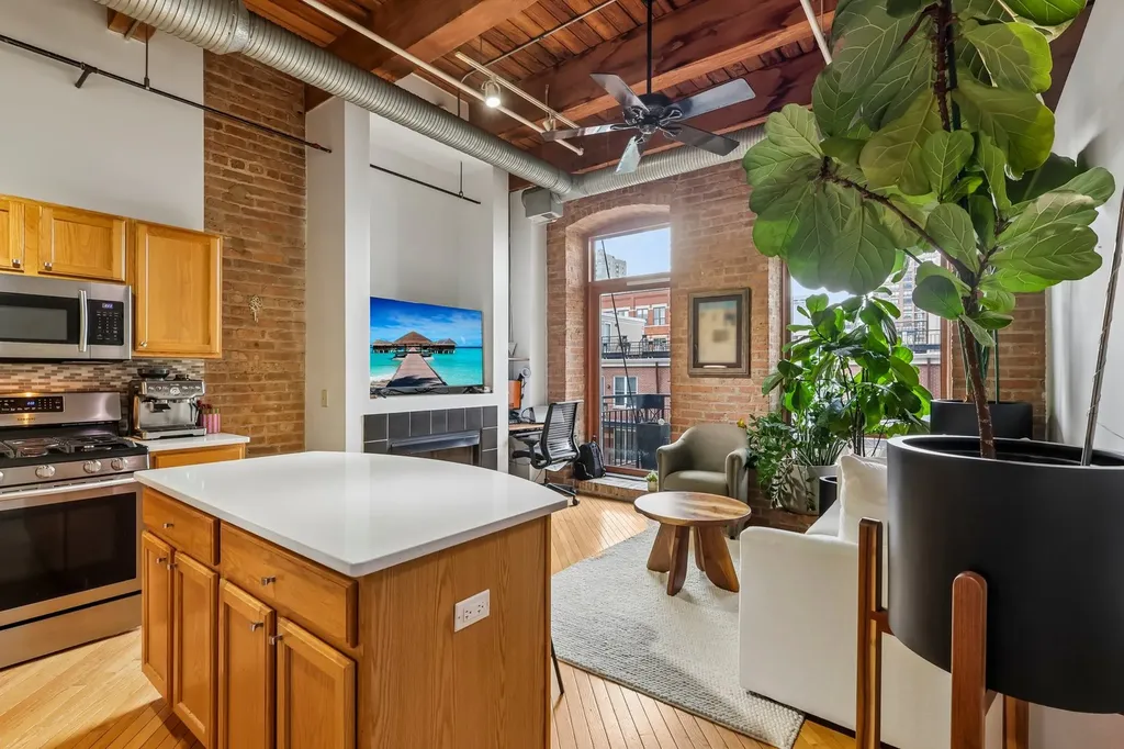 360 West Illinois Street Chicago IL 60654
