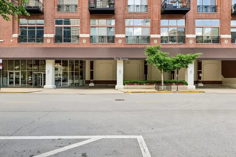 360 West Illinois Street Chicago IL 60654