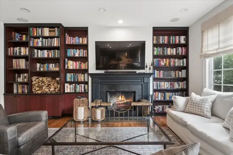 9550 Central Park Avenue Evanston IL 60203