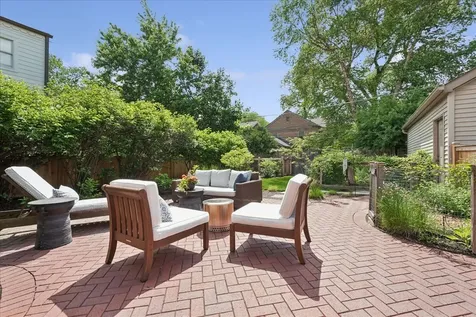 9550 Central Park Avenue Evanston IL 60203