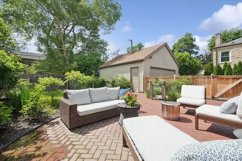 9550 Central Park Avenue Evanston IL 60203