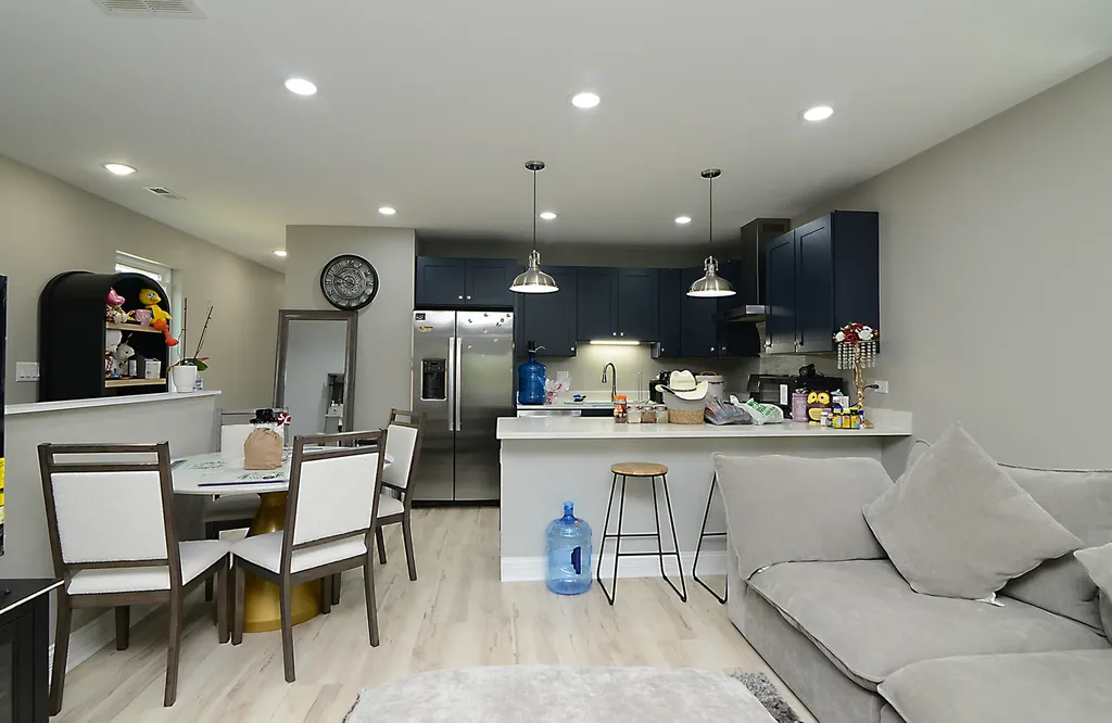 1051 North Springfield Avenue Chicago IL 60651